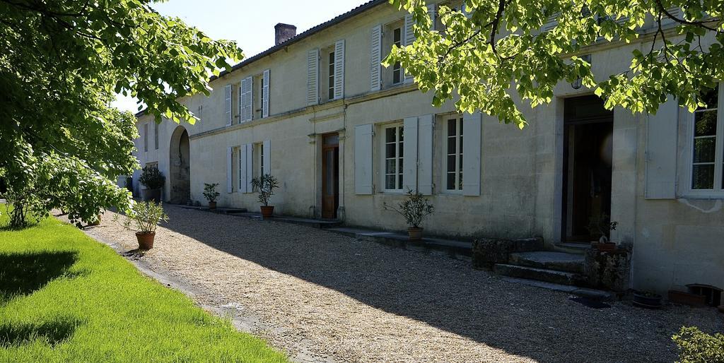 Le Vieux Noyer Panzió Saint-Maurice-de-Tavernole Kültér fotó