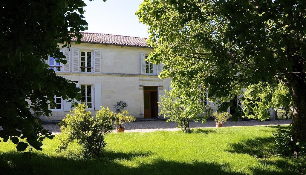 Le Vieux Noyer Panzió Saint-Maurice-de-Tavernole Kültér fotó